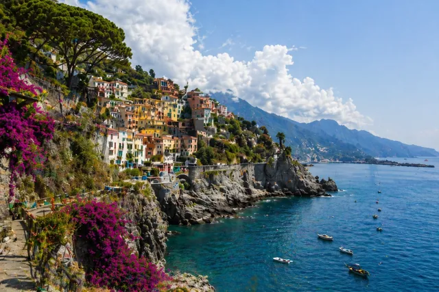 Dolce Vita Sailing – Neapel